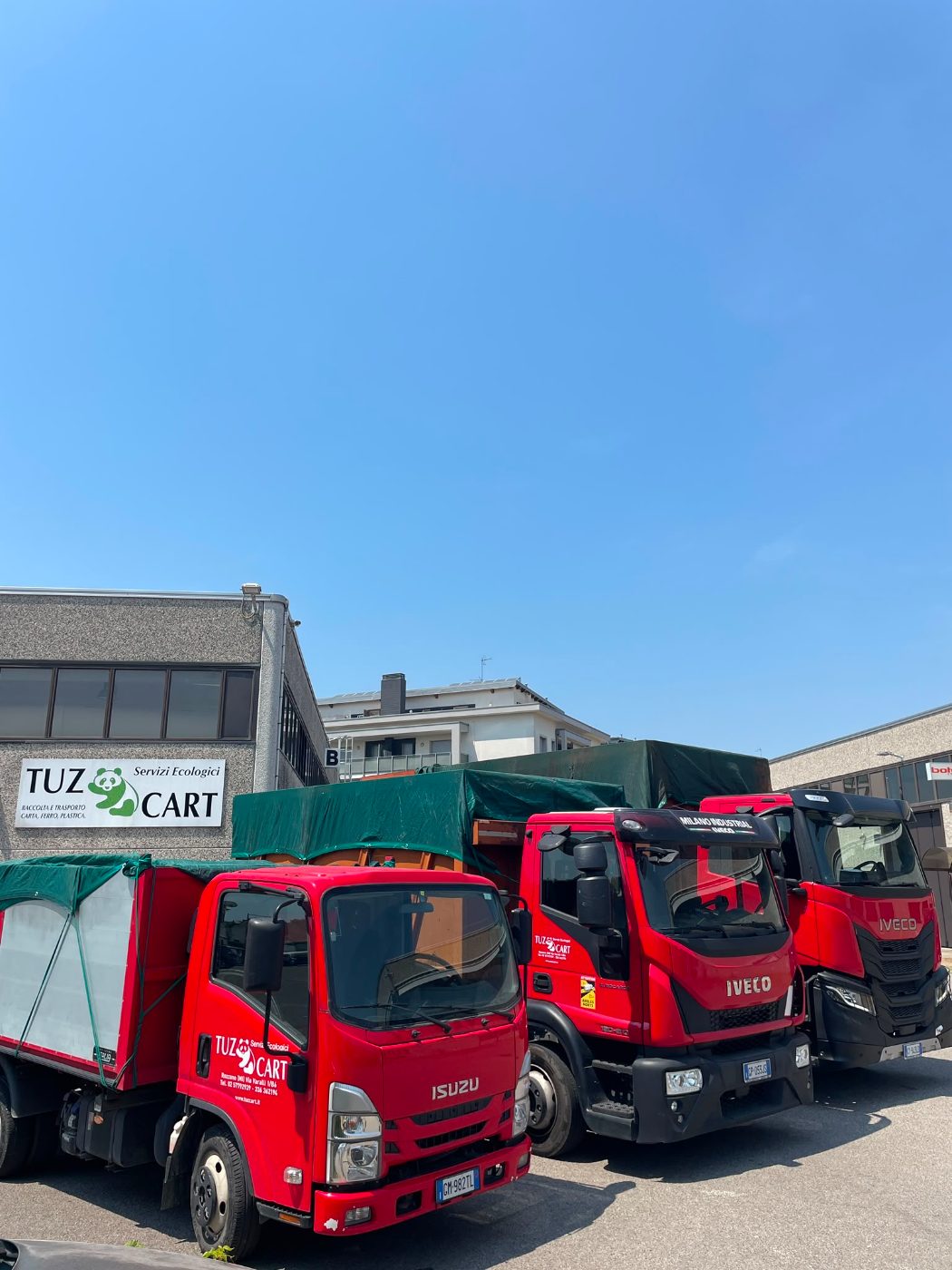 La nostra flotta alla sede di Rozzano — Tuz Cart
